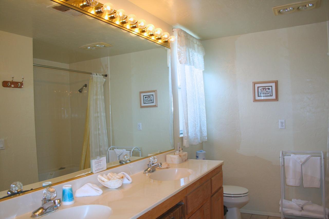 Captain'S Cove Inn Cambria Extérieur photo